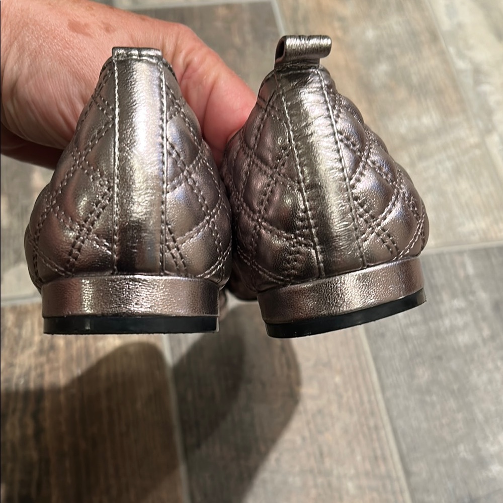 Corso Como Bronze Flats with Elegant Design - Picture 4 of 7